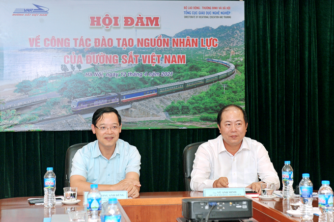 Đào tạo nguồn nhân lực của ngành đường sắt Việt Nam. - Ảnh 1. Đào tạo nguồn nhân lực của ngành đường sắt Việt Nam. - Ảnh 1.
