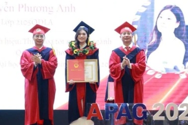 Thế hệ sinh viên đặc biệt “4 năm 3 trường” chính thức tốt nghiệp