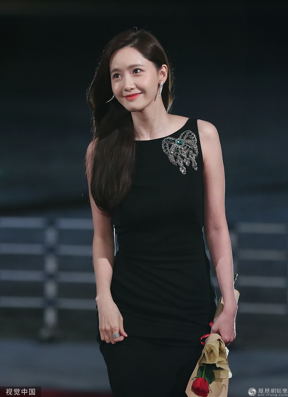 Ngẩn ngơ ngắm lưng trần gợi cảm của “tình đầu quốc dân” Yoona - 7 Ngẩn ngơ ngắm lưng trần gợi cảm của “tình đầu quốc dân” Yoona - 7