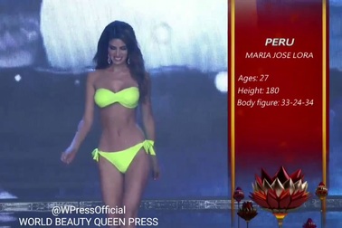 Maria Jose Lora trình diễn áo tắm và váy dạ hội