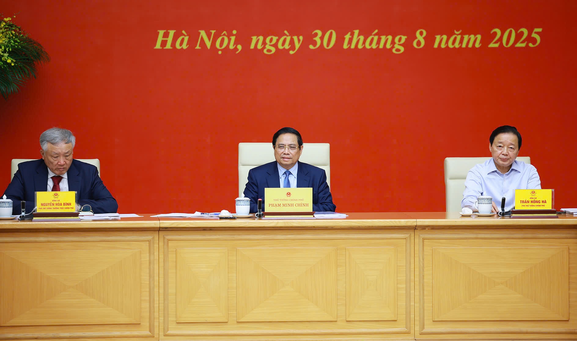 Thủ tướng: Xây dựng quy chuẩn để làm đường sắt tốc độ cao 350km/h - 1