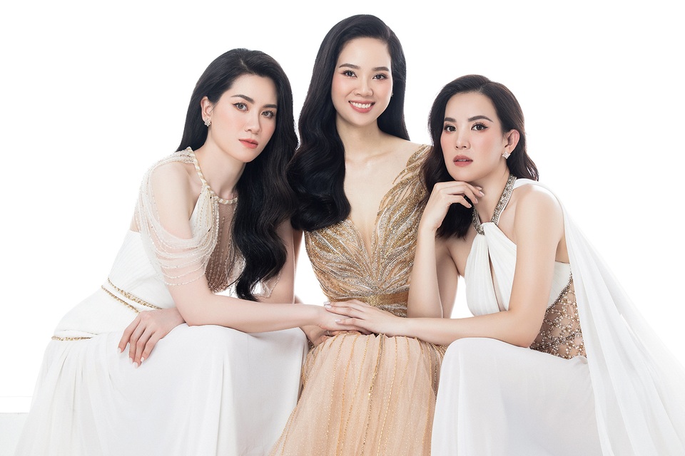 Hoa hậu Mai Phương đọ sắc cùng Á hậu Hoàng Oanh, Mai Hương sau 20 năm - 1 Hoa hậu Mai Phương đọ sắc cùng Á hậu Hoàng Oanh, Mai Hương sau 20 năm - 1