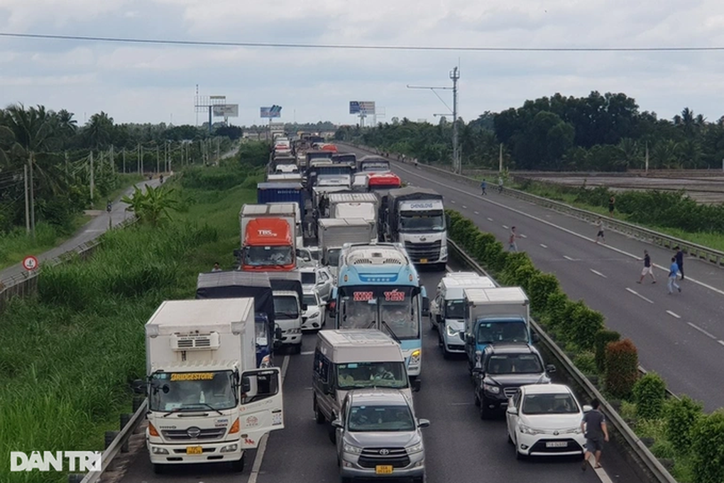 Đề xuất dùng vốn Trung ương để mở rộng cao tốc TPHCM - Trung Lương - 1 Đề xuất dùng vốn Trung ương để mở rộng cao tốc TPHCM - Trung Lương - 1