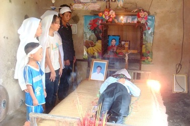 Chết đuối khi đi mò ốc mua gạo