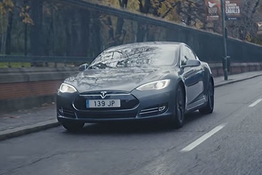 Uber triển khai đội xe Tesla Model S tại Madrid