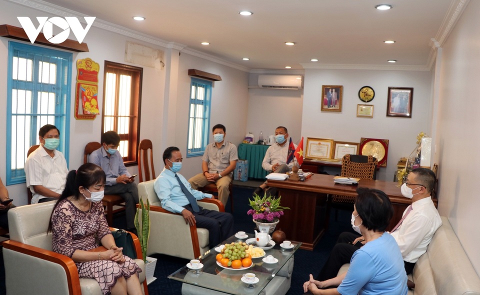 Đại sứ Vũ Quang Minh chúc tết Chol Chnam Thmey cộng đồng người gốc Việt tại Campuchia - 1 Đại sứ Vũ Quang Minh chúc tết Chol Chnam Thmey cộng đồng người gốc Việt tại Campuchia - 1