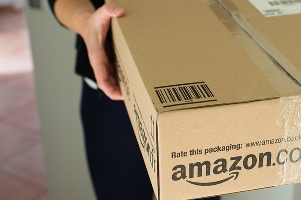 Nhân viên Amazon trộm hàng trăm chiếc iPhone 12, tổng giá trị gần 14 tỉ VNĐ - 1 Nhân viên Amazon trộm hàng trăm chiếc iPhone 12, tổng giá trị gần 14 tỉ VNĐ - 1