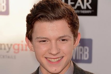 Chàng trai 19 tuổi trở thành Người nhện trẻ nhất lịch sử