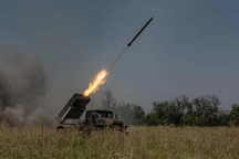 Ukraine tấn công chọc sườn quân Nga, giành cao điểm quanh Bakhmut