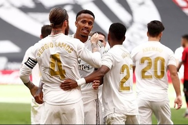 Real Madrid “gai góc, xù xì” đúng chất HLV Zinedine Zidane