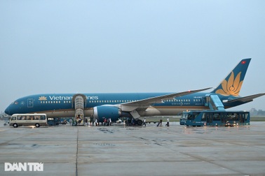 Bộ GTVT lên tiếng về đề xuất "xóa sổ" vé 0 đồng, áp sàn vé máy bay