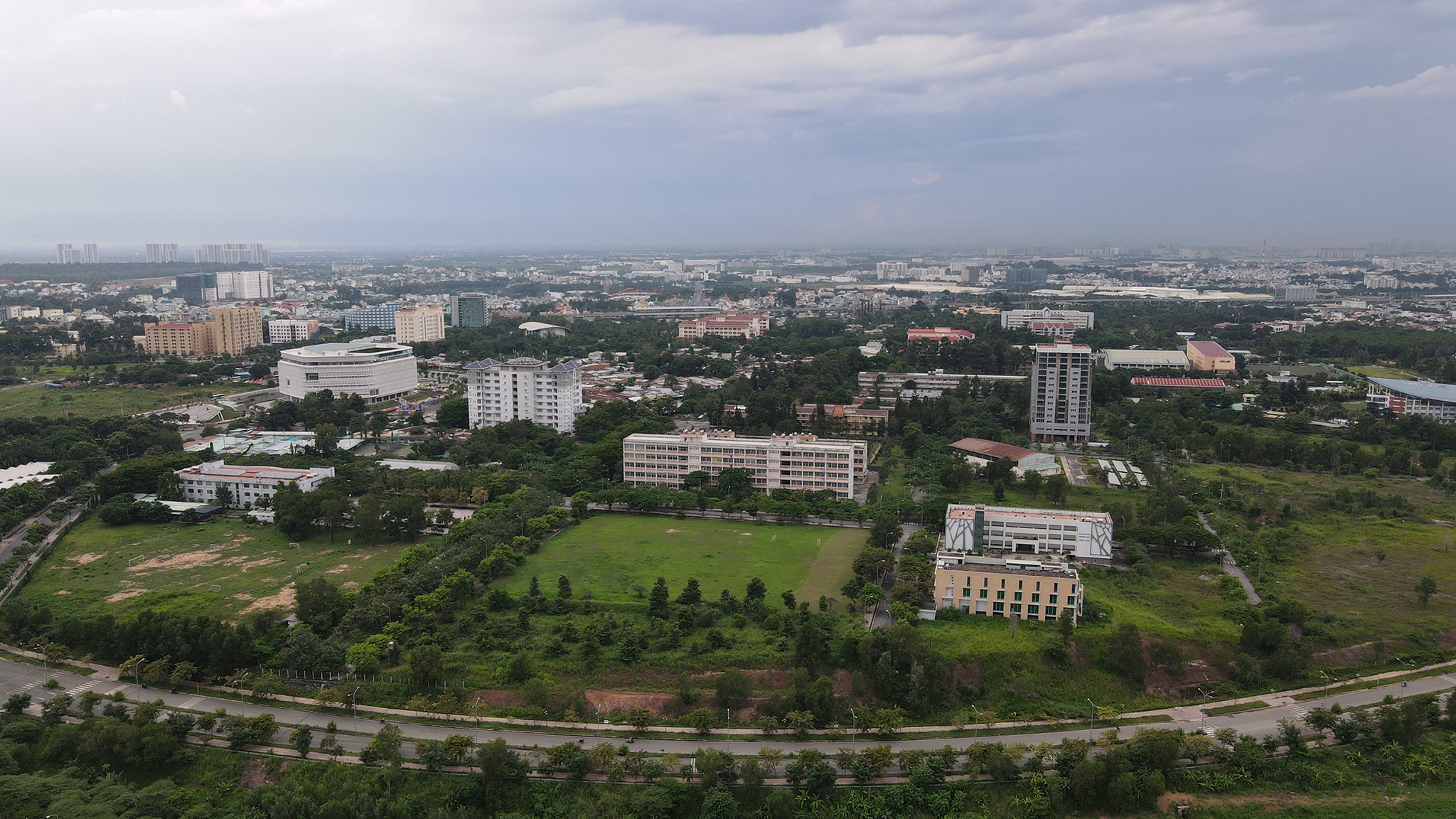 Thành phố trong thành phố, Thủ Thiêm có nên nhập về Thủ Đức? - 7 Thành phố trong thành phố, Thủ Thiêm có nên nhập về Thủ Đức? - 7
