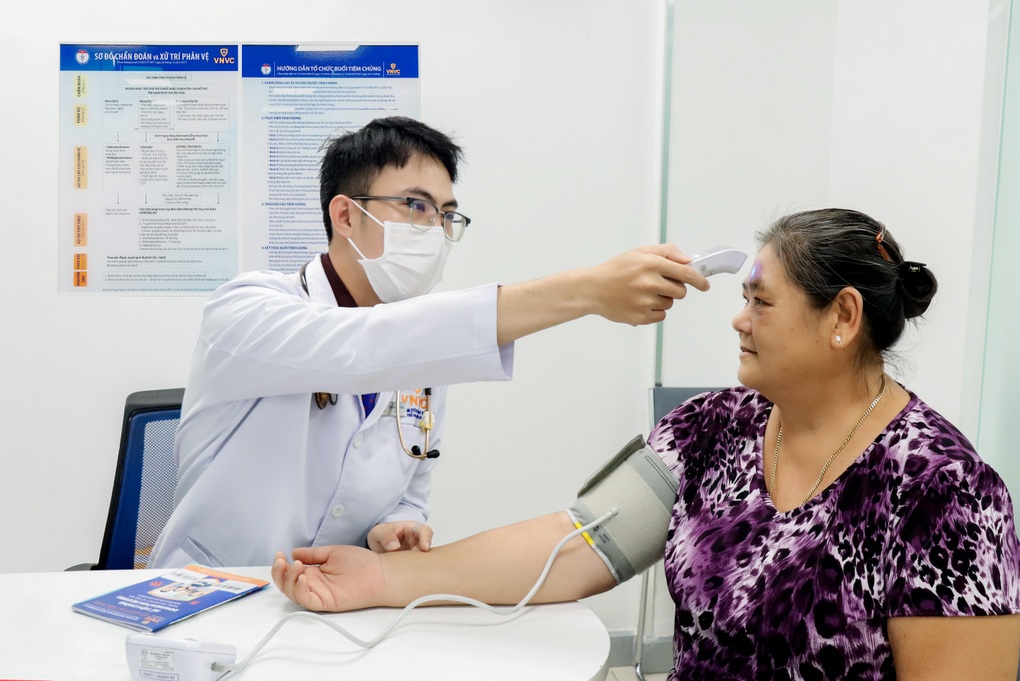 VNVC ra mắt vaccine thế hệ mới phòng bệnh não mô cầu có nguy cơ tử vong cao - 3 VNVC ra mắt vaccine thế hệ mới phòng bệnh não mô cầu có nguy cơ tử vong cao - 3