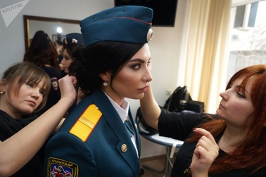 Những “bông hồng thép” Nga tỏa sáng trên đấu trường nhan sắc