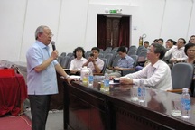 Việt Nam có lạm phát giáo sư?