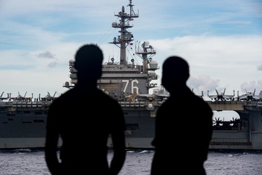 Mỹ tăng cường tuần tra Biển Đông