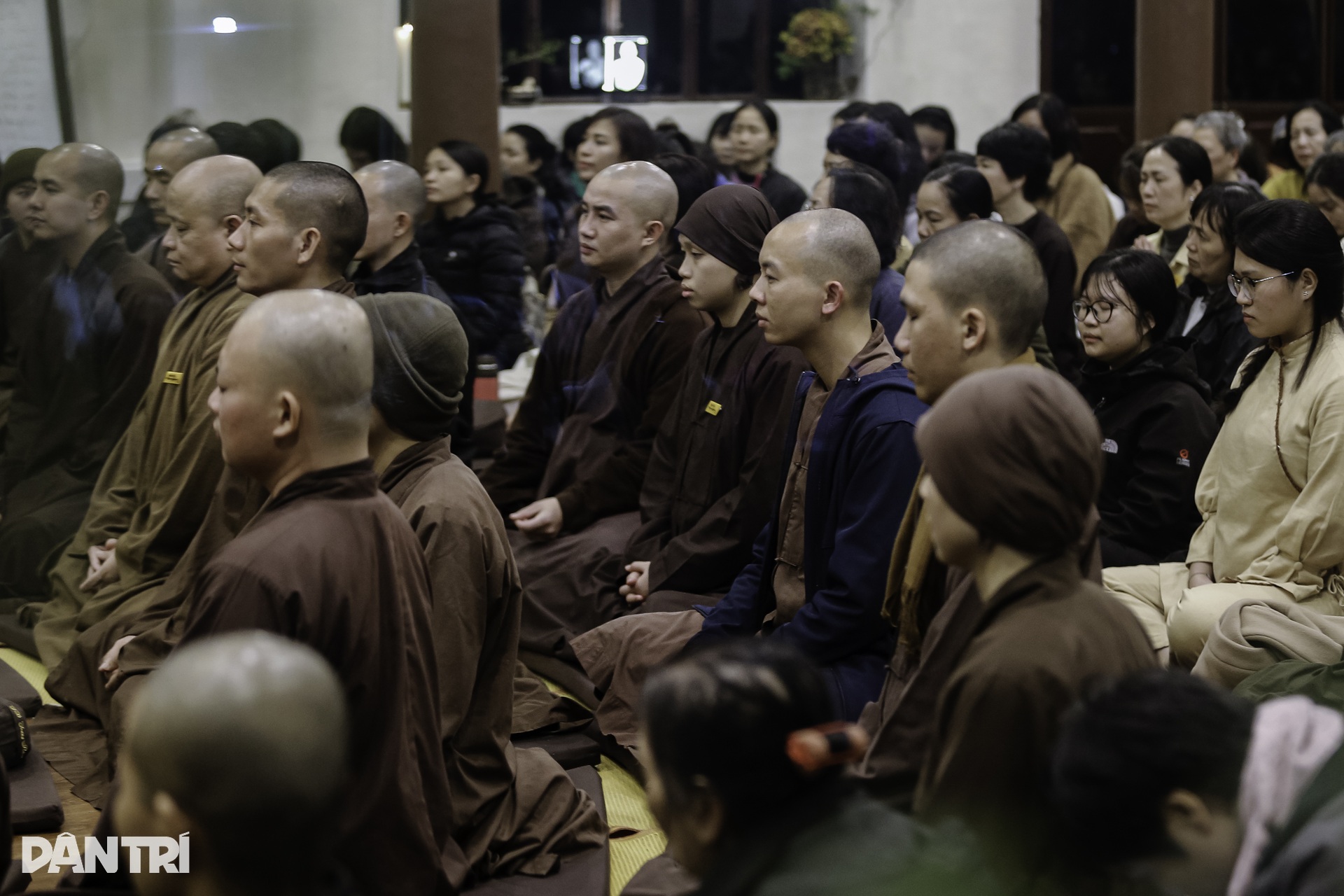 Tăng ni, Phật tử tưởng niệm một năm ngày thiền sư Thích Nhất Hạnh viên tịch - 7 Tăng ni, Phật tử tưởng niệm một năm ngày thiền sư Thích Nhất Hạnh viên tịch - 7