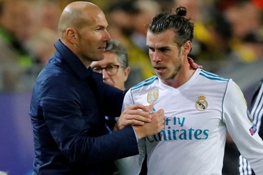 HLV Zidane ra đòn trừng phạt nặng nề với Gareth Bale