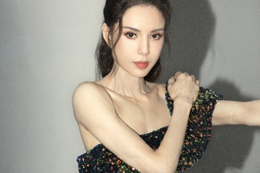 Bí quyết "trẻ mãi không già" của mỹ nhân 54 tuổi - Lý Nhược Đồng