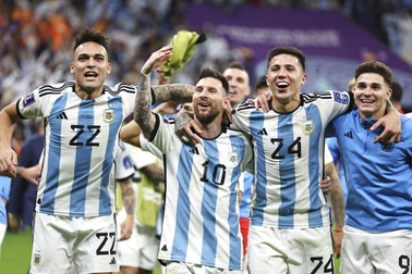 Lautaro Martinez và Alvarez trước cơ hội kết thúc mùa giải mỹ mãn