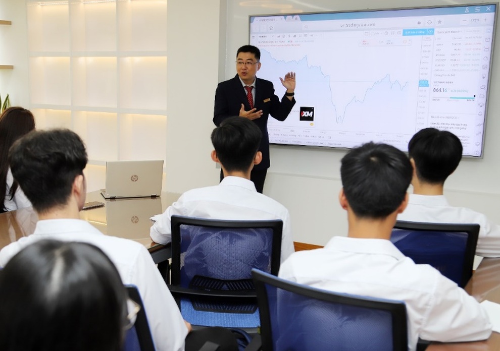 Trung tâm mô phỏng kế toán SIU, giải pháp đào tạo thực tế - 3 Trung tâm mô phỏng kế toán SIU, giải pháp đào tạo thực tế - 3