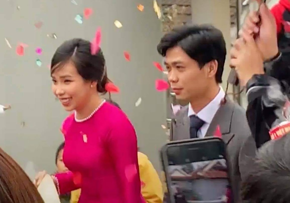 Bất ngờ với thực đơn tiệc cưới Công Phượng - Viên Minh ở Nghệ An - 1 Bất ngờ với thực đơn tiệc cưới Công Phượng - Viên Minh ở Nghệ An - 1