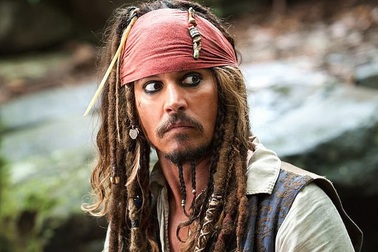 Tài tử Johnny Depp mãi vẫn chưa hết... “đen”?