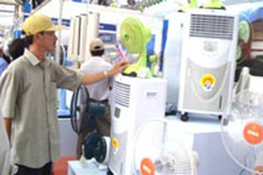 TPHCM: Nở rộ dịch vụ cho thuê máy lạnh