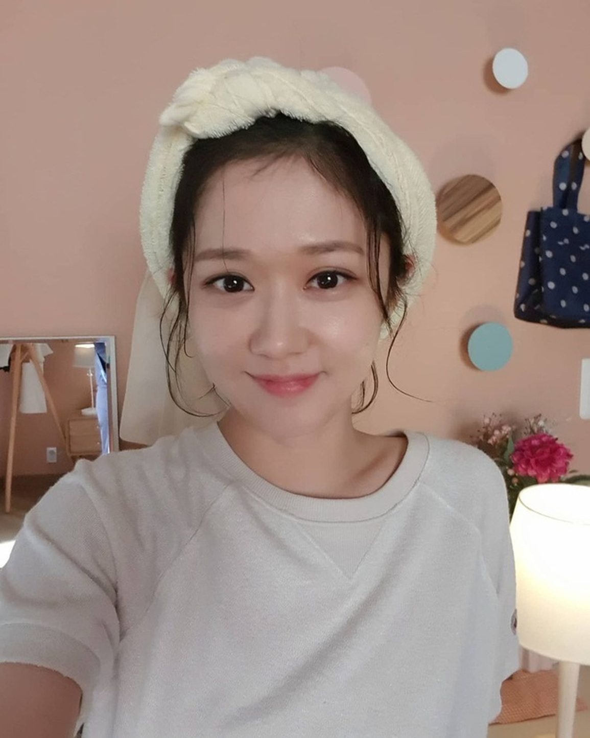 Mỹ nhân không tuổi Jang Nara lên xe hoa ở tuổi 41 - 2 Mỹ nhân không tuổi Jang Nara lên xe hoa ở tuổi 41 - 2