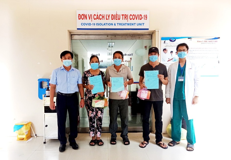 Thêm 3 ca mắc Covid-19 ra viện, Quảng Nam còn 7 bệnh nhân - 1 Thêm 3 ca mắc Covid-19 ra viện, Quảng Nam còn 7 bệnh nhân - 1