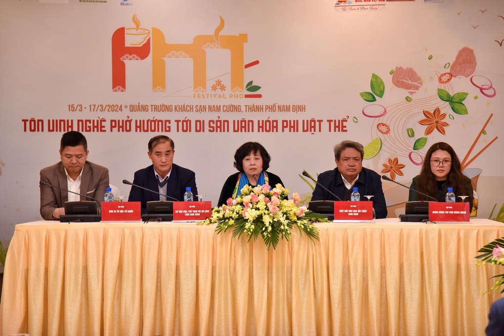Lập hồ sơ đưa phở Việt trở thành Di sản văn hóa thế giới - 1 Lập hồ sơ đưa phở Việt trở thành Di sản văn hóa thế giới - 1