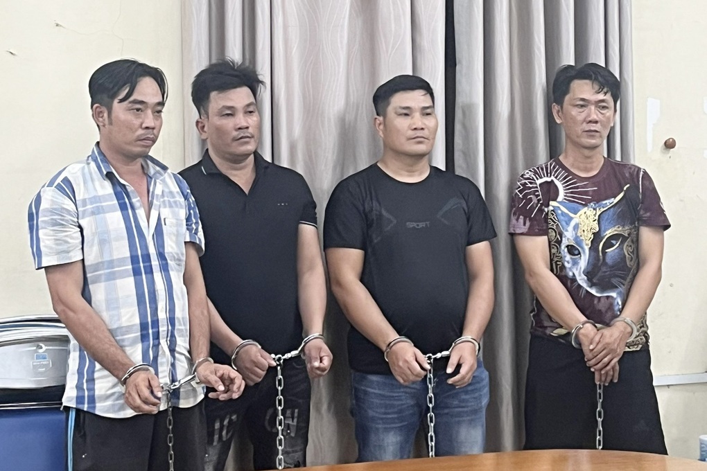 Bắt nhóm đòi nợ thuê, cưỡng đoạt tài sản ở TPHCM - 1 Bắt nhóm đòi nợ thuê, cưỡng đoạt tài sản ở TPHCM - 1