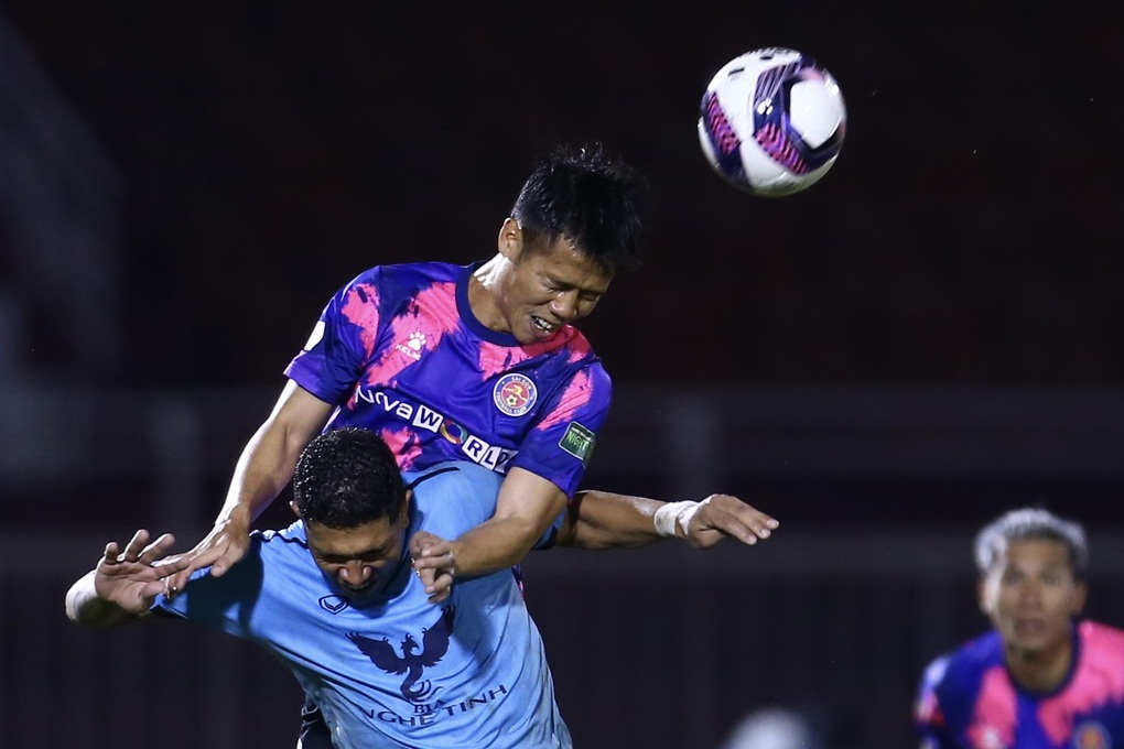Lê Huỳnh Đức có chiến thắng đầu tiên tại V-League 2022 cùng Sài Gòn FC - 12 Lê Huỳnh Đức có chiến thắng đầu tiên tại V-League 2022 cùng Sài Gòn FC - 12
