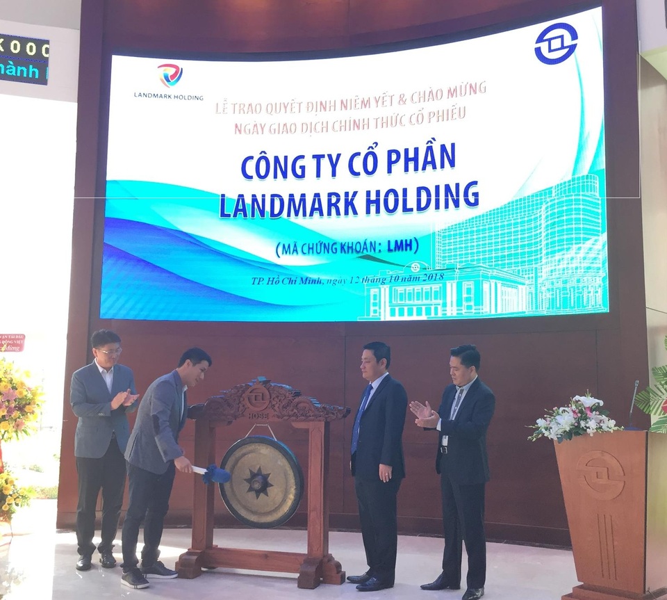 “Đại gia xăng dầu rẽ sang kinh doanh bất động sản: Báo lỗ liêu xiêu - 1 “Đại gia xăng dầu rẽ sang kinh doanh bất động sản: Báo lỗ liêu xiêu - 1