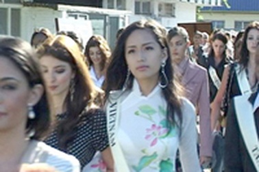 Mai Phương Thúy đã được bình chọn online