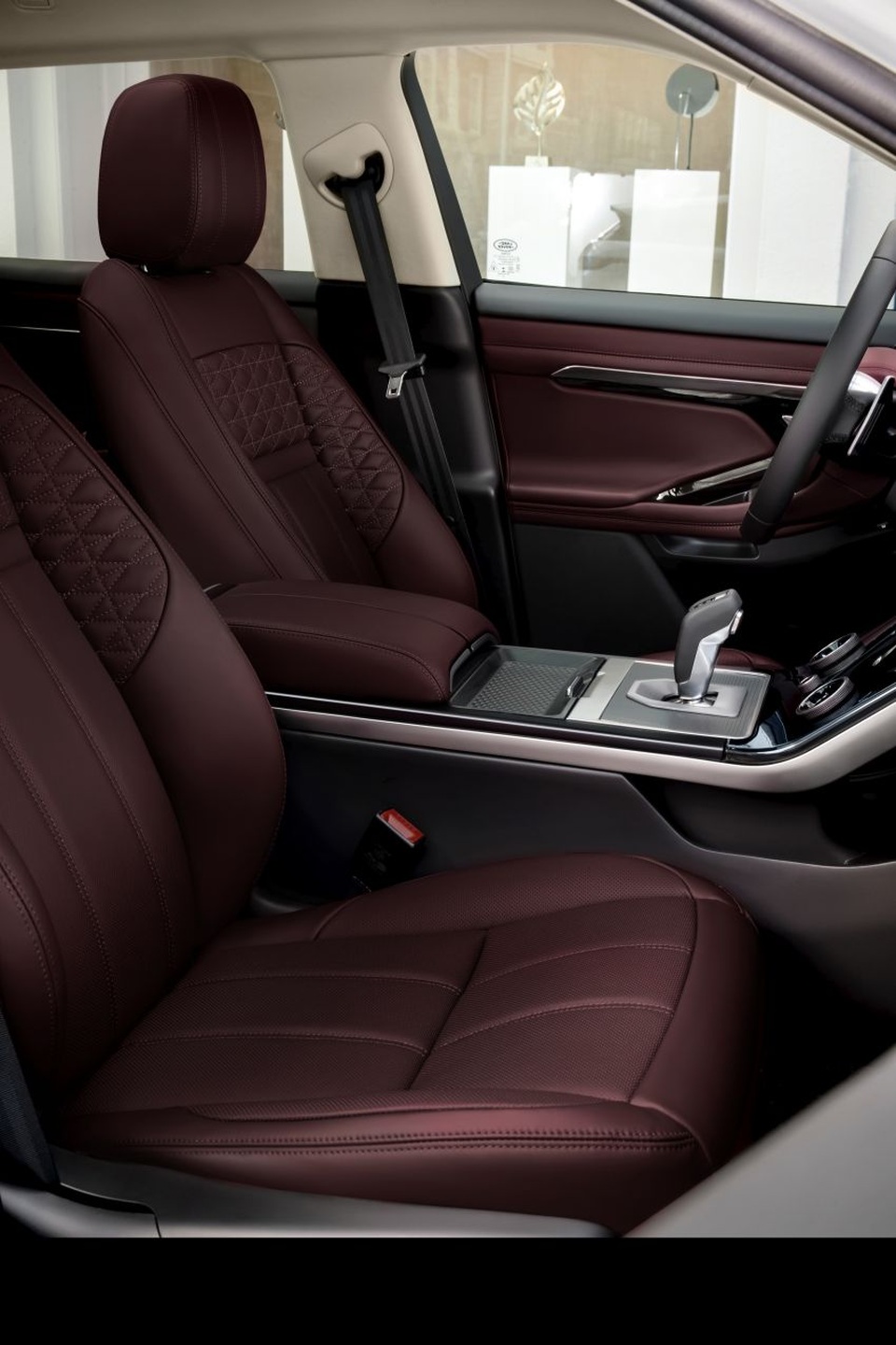 Range Rover Evoque 2021 có nhiều thay đổi lớn - 17