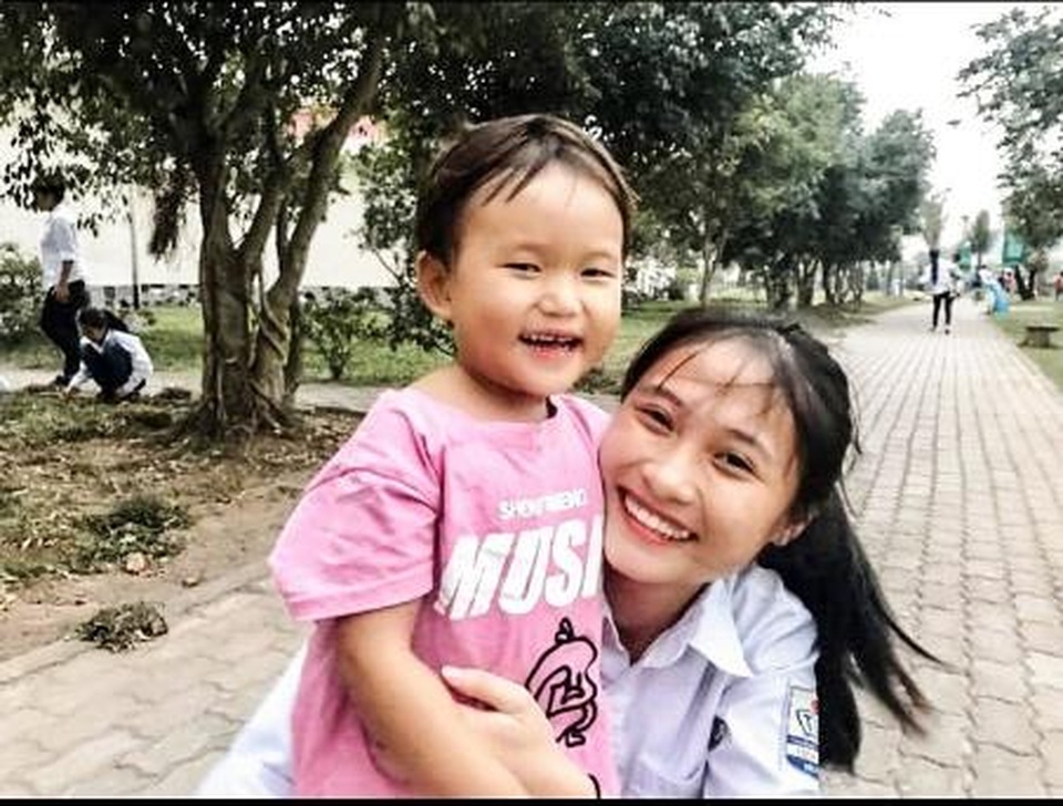 Cô học trò đặc biệt và ước mơ xây mái ấm cho trẻ em nghèo - 1 Cô học trò đặc biệt và ước mơ xây mái ấm cho trẻ em nghèo - 1