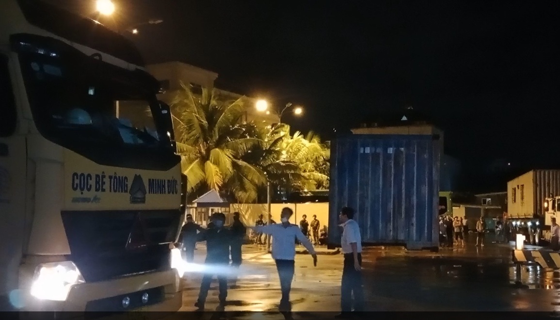 Đại gia Hải Phòng bị khởi tố vì tổ chức gần 100 người náo loạn bến xe - 1 Đại gia Hải Phòng bị khởi tố vì tổ chức gần 100 người náo loạn bến xe - 1