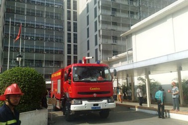 Bệnh viện Chợ Rẫy “phát hỏa”, nhiều bệnh nhân hoảng loạn 