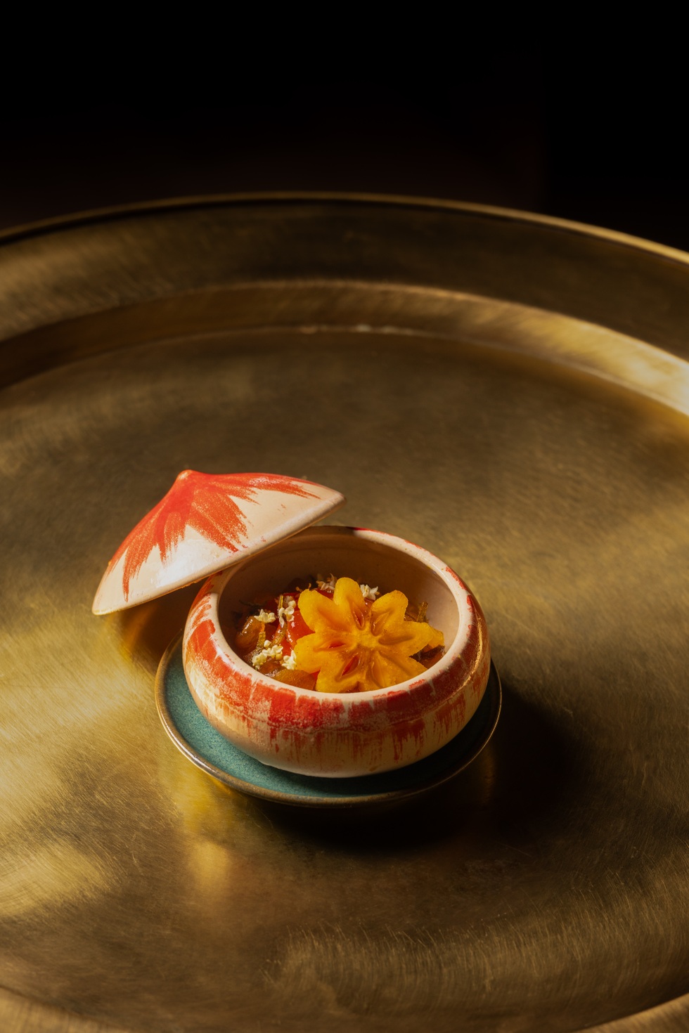 Có gì bên trong mâm cỗ miền Trung 13 món giá hơn 2 triệu đồng tại TPHCM? - 6 Có gì bên trong mâm cỗ miền Trung 13 món giá hơn 2 triệu đồng tại TPHCM? - 6