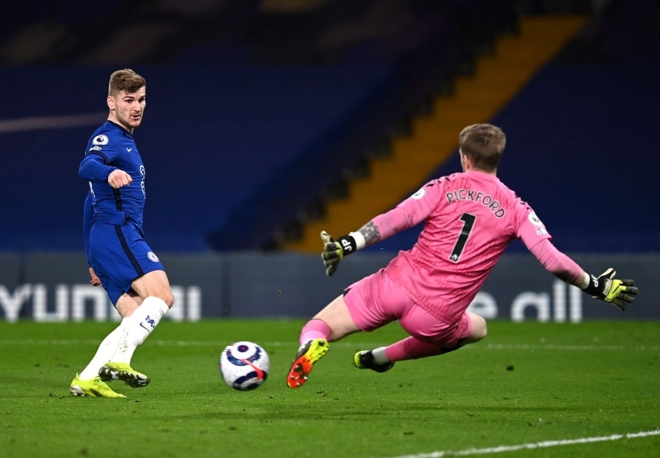 Chelsea 2-0 Everton: Bàn phản lưới nhà, VAR và phạt đền - 3 Chelsea 2-0 Everton: Bàn phản lưới nhà, VAR và phạt đền - 3
