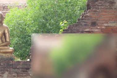 Sôi sục vì clip nóng quay tại khu di tích Phật giáo