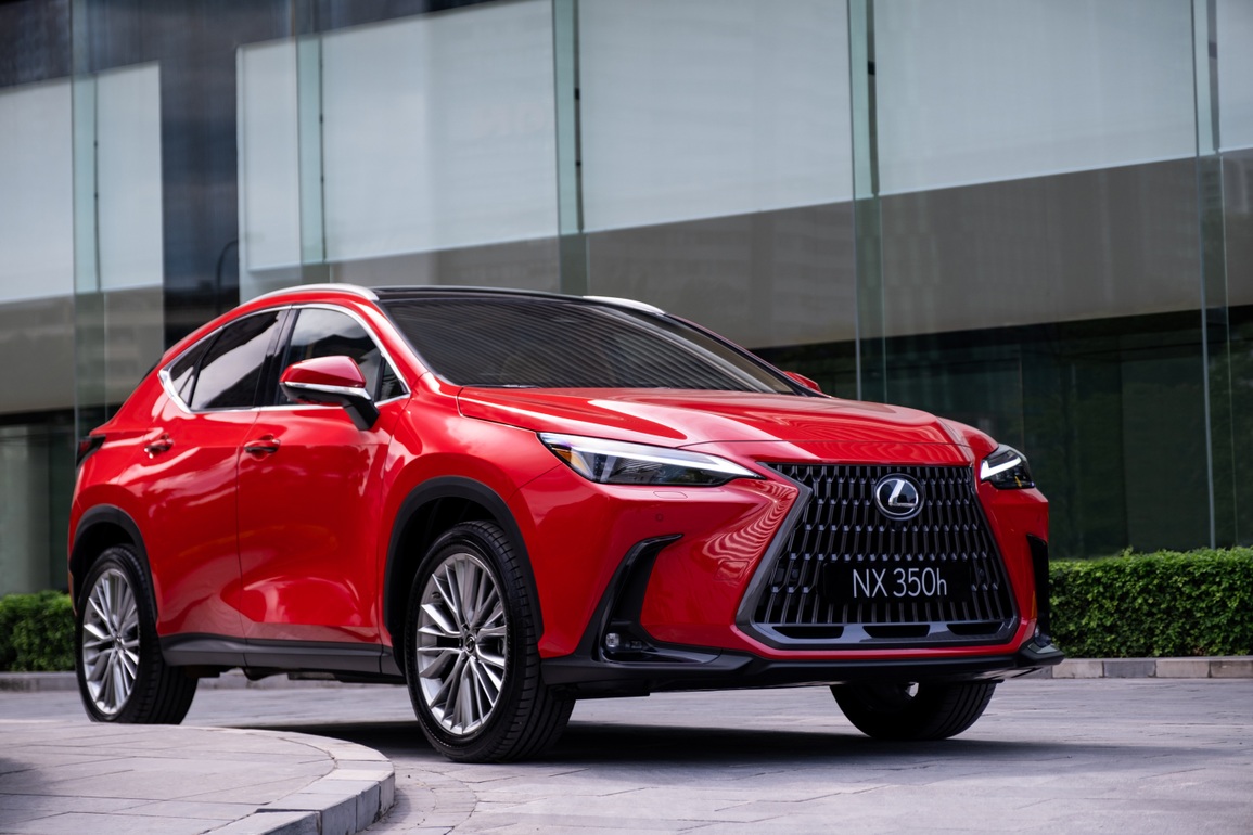 Lexus NX 2022 chào khách Việt với giá từ 3,01 tỷ đồng, đắt nhất phân khúc - 4 Lexus NX 2022 chào khách Việt với giá từ 3,01 tỷ đồng, đắt nhất phân khúc - 4