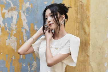 Phái đẹp nên lựa chọn thiết kế áo dài nào vào dịp cuối năm?