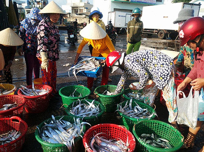 Lộc biển đầu năm của người dân xứ biển - Ảnh 4. Lộc biển đầu năm của người dân xứ biển - Ảnh 4.
