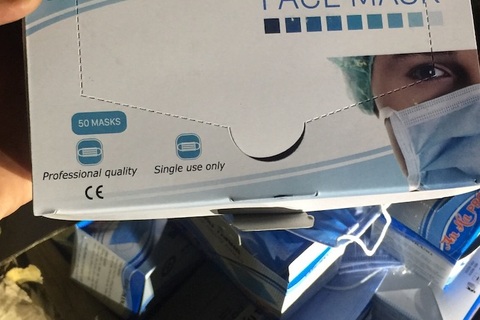 Phát hiện số lượng lớn khẩu trang y tế được gom xuất sang Trung Quốc