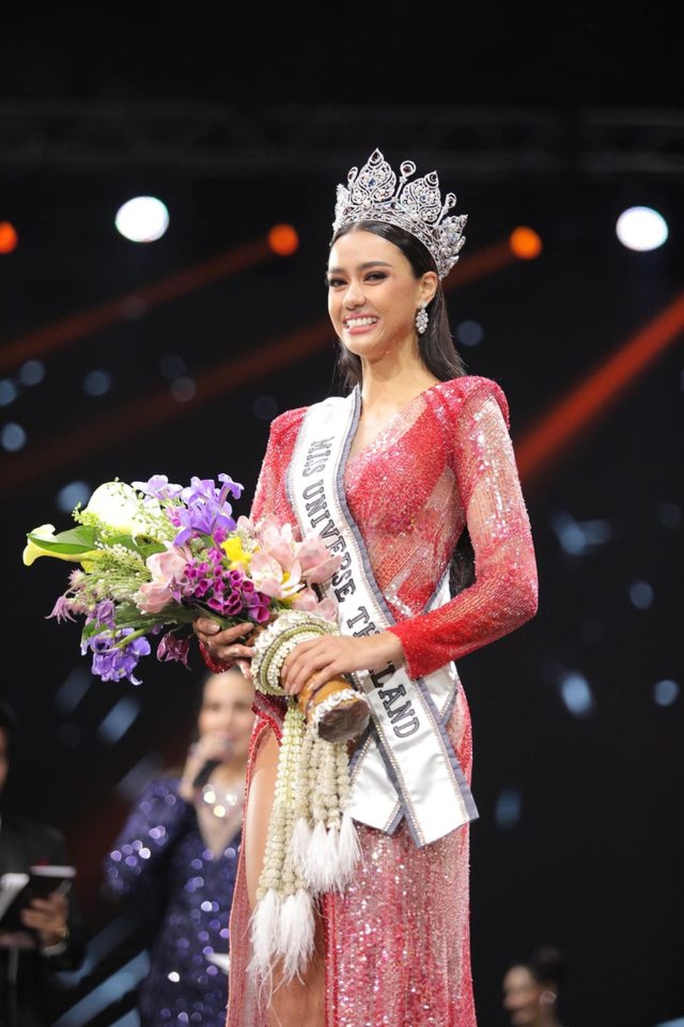 Nhan sắc ngọt ngào và gợi cảm của tân Hoa hậu Hoàn vũ Thái Lan - 13 Nhan sắc ngọt ngào và gợi cảm của tân Hoa hậu Hoàn vũ Thái Lan - 13