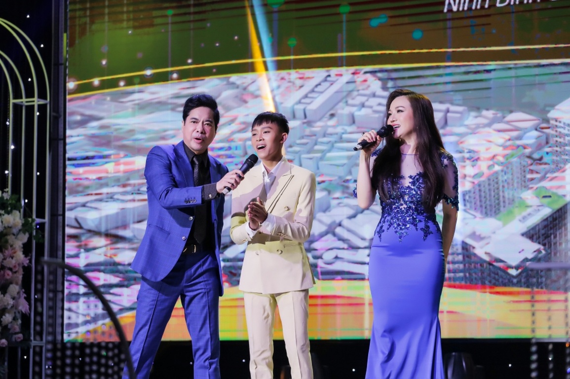 Ông Nguyễn Đức Thụy - đại gia nghìn tỷ tuyên bố đồng hành với Ngọc Sơn, Hồ Văn Cường - 3 Ông Nguyễn Đức Thụy - đại gia nghìn tỷ tuyên bố đồng hành với Ngọc Sơn, Hồ Văn Cường - 3