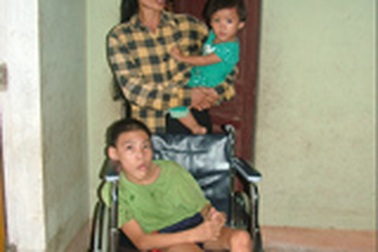 Một xã có gần 50 cháu mắc các chứng bệnh lạ