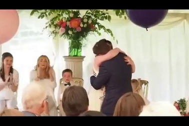 Đám cưới cổ tích của cặp vợ chồng mắc hội chứng Down